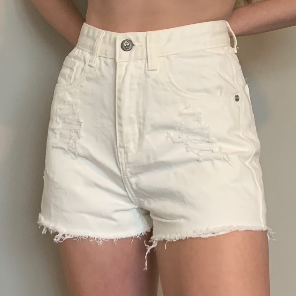 Nasty Gal high rise off white short size 2